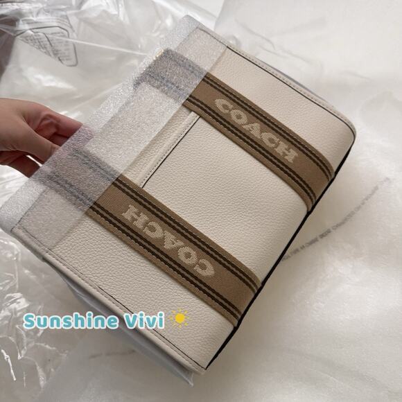 NWT Coach Smith Tote Bag 24 Crossbody In Leather/Gold/Chalk CBH14 - Picture 5 of 8